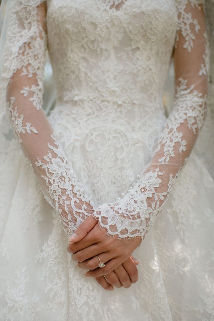 Monique lhuillier gown dress bride lace Villa Terrace Wisconsin wedding