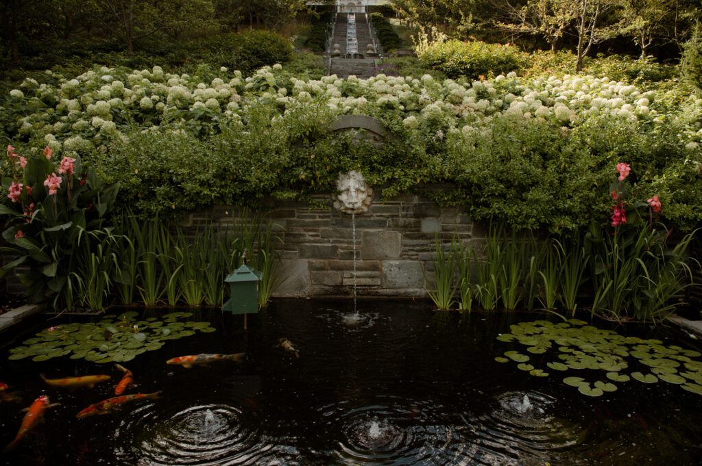 Garden at Villa Terrace Decorative Arts Museum Wisconsin wedding