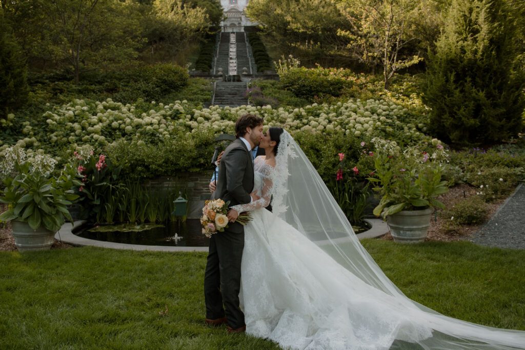 Garden ceremony at Villa Terrace Milwaukee
