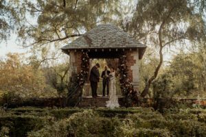 Riverbend Kohler Wisconsin wedding ceremony outside