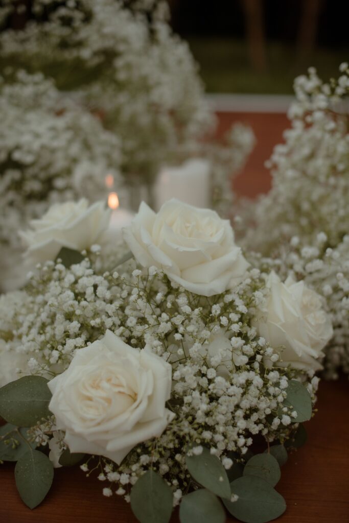 Wedding bouquets for outdoor Kohler wedding
